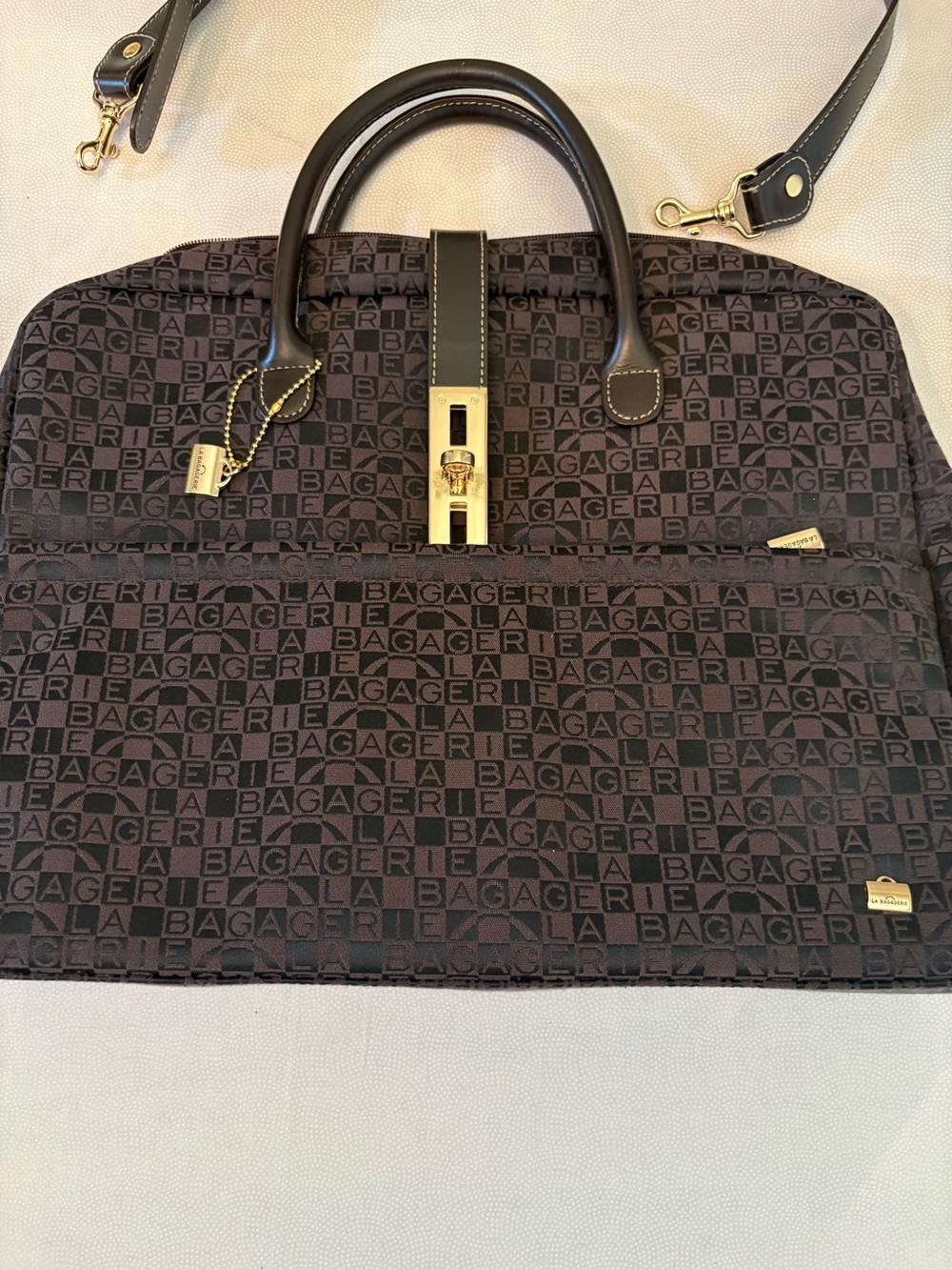 La Bagagerie Women Handbag Brown Monogram Pattern Pockets Weekender Bag 16X13”